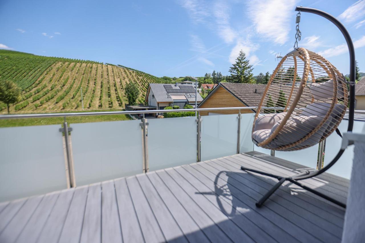 Penthouse-Wohnung I 100 Qm I Blick Auf Die Weinreben I Nespresso I Emma Matratzen Auggen Exterior foto